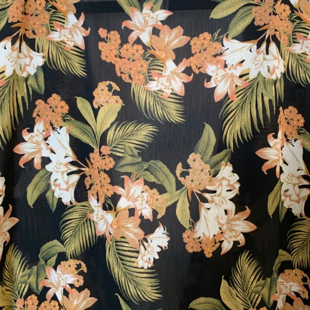 Black Floral Swimsuit Cover Up L/XL Robe Style Tie Front Georgette Tropical - Picture 10 of 11